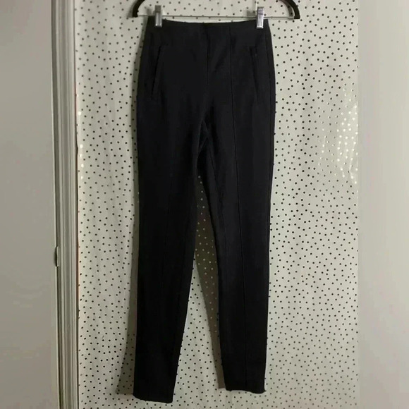 Lululemon Black Pants - Picture 1 of 11